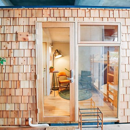 Tinys Yokohama Hinodecho Hostel Exterior photo