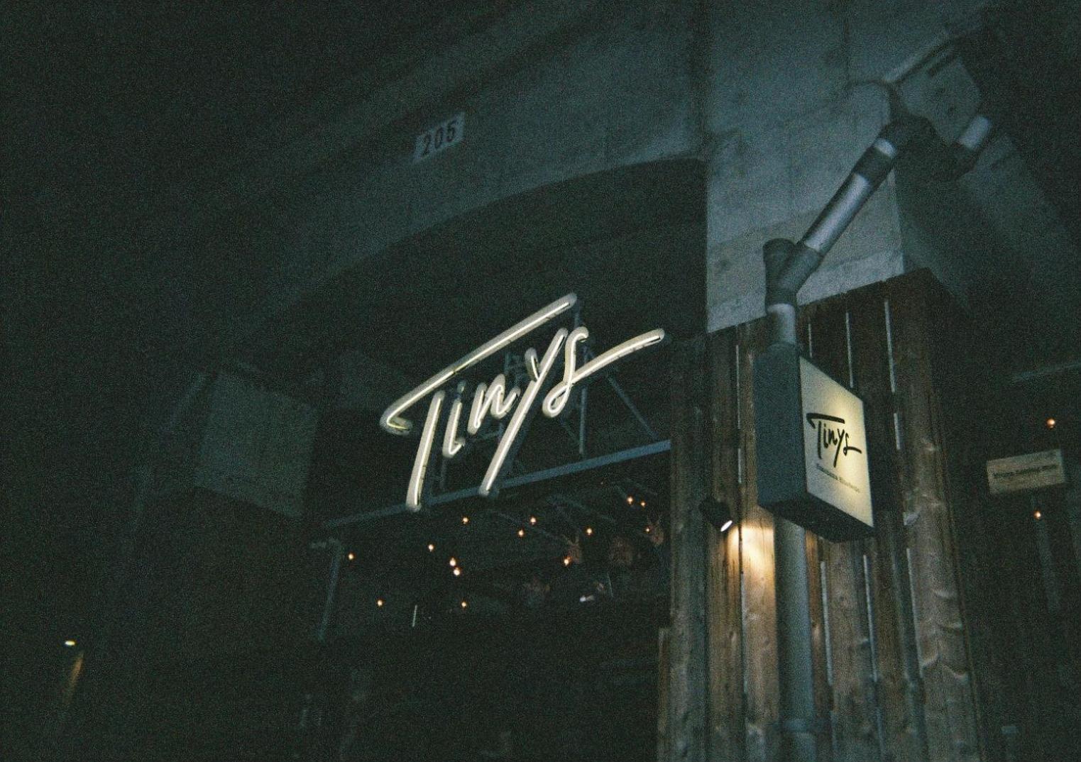 Tinys Yokohama Hinodecho Hostel Exterior photo