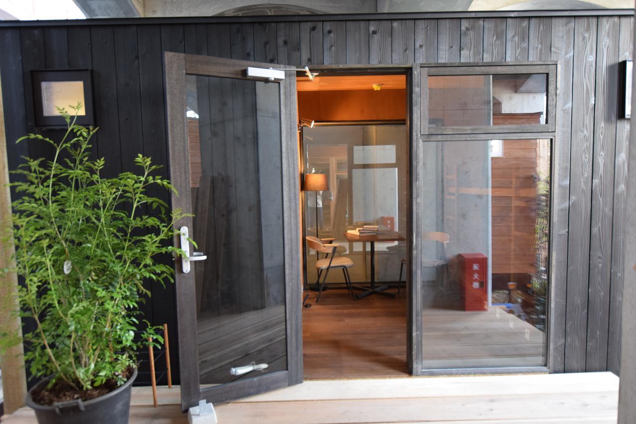 Tinys Yokohama Hinodecho Hostel Exterior photo