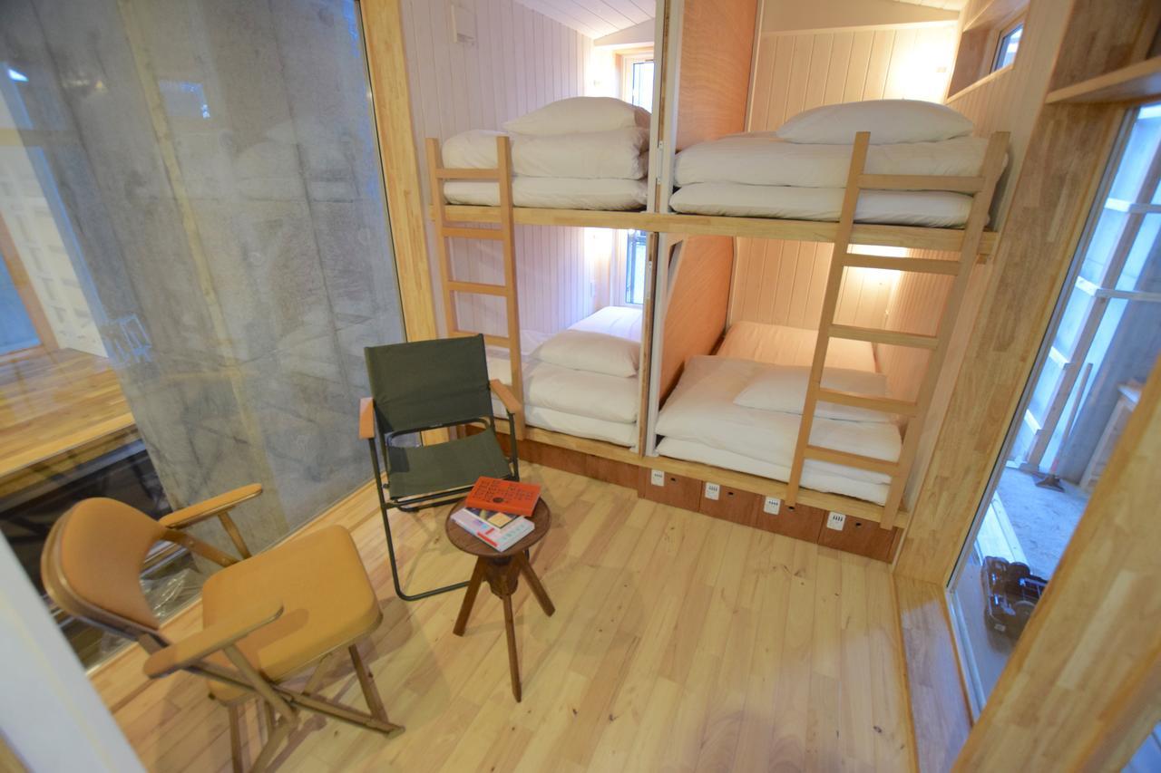 Tinys Yokohama Hinodecho Hostel Exterior photo